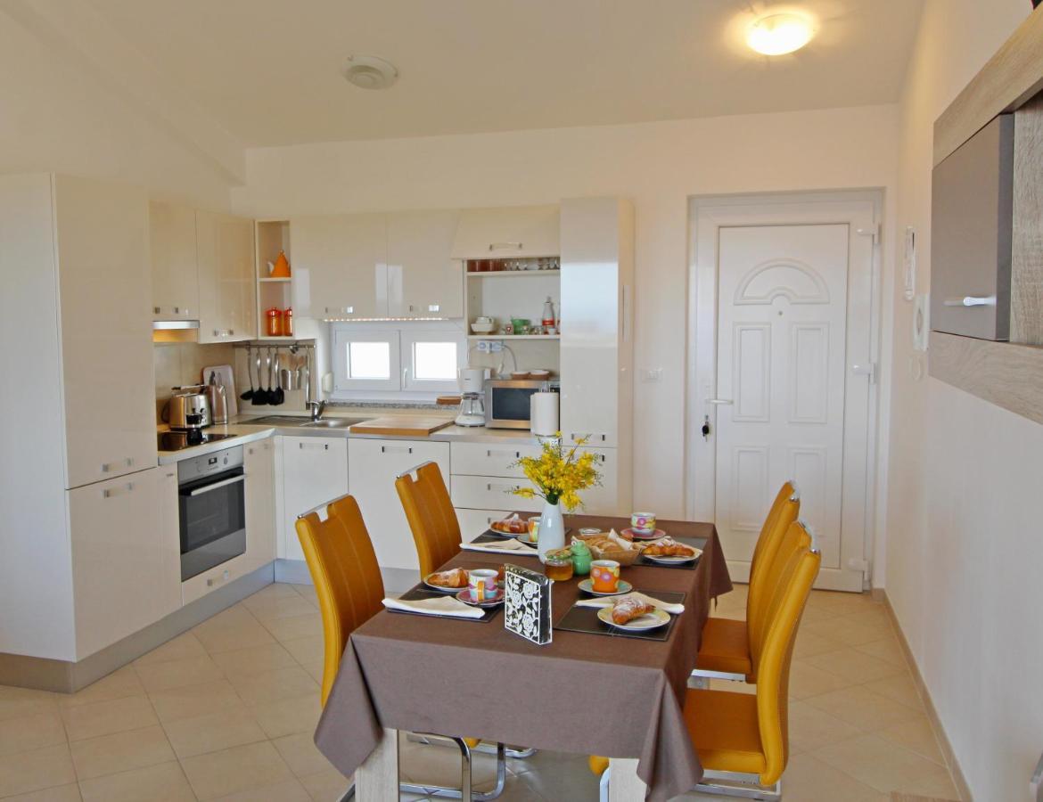 Bellavista Apartment